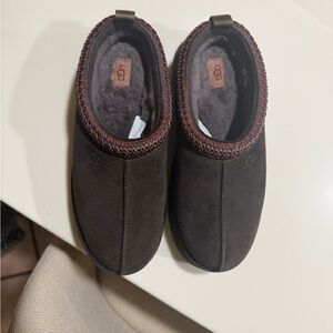 UGG Women’s Tasman II 9